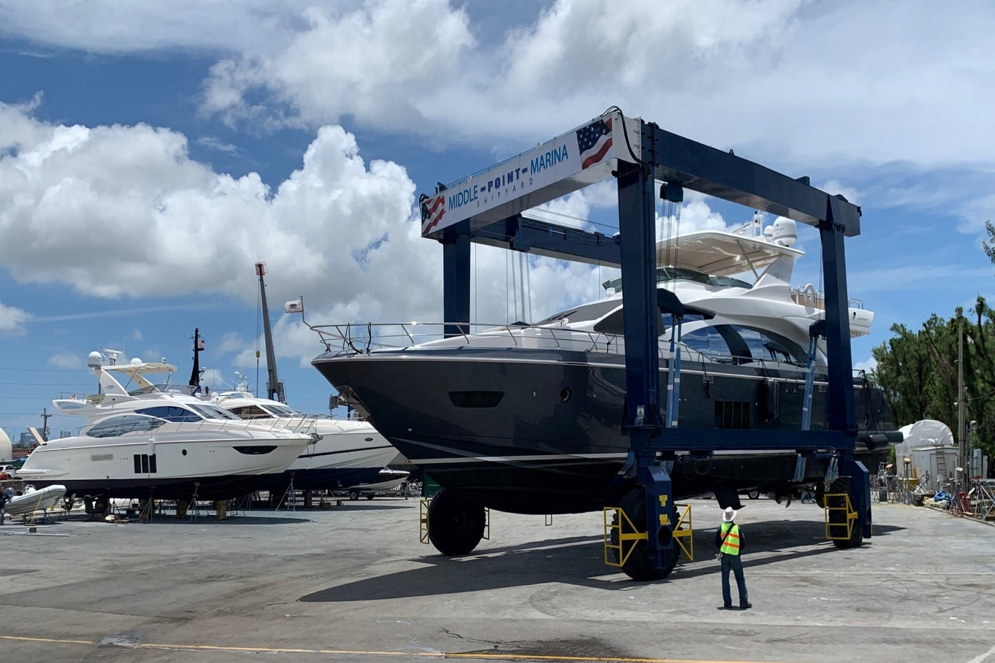 Carolina Smile - Yacht Detailing & Cleaning Service